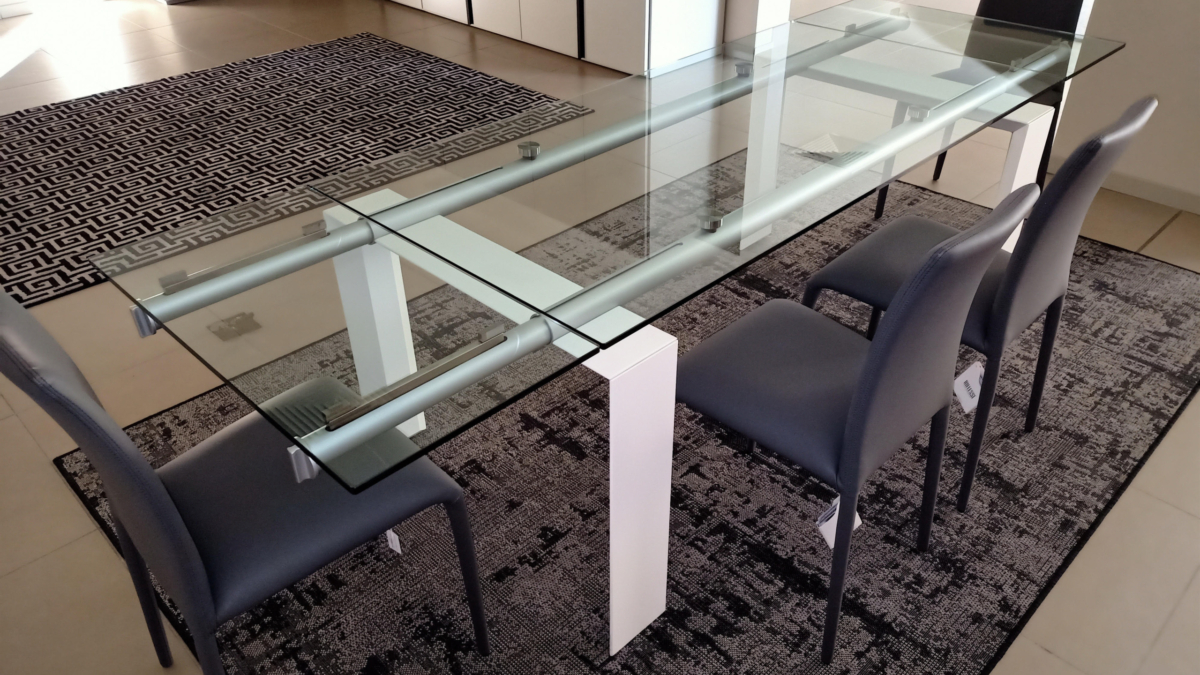 DESALTO STILT € 1600