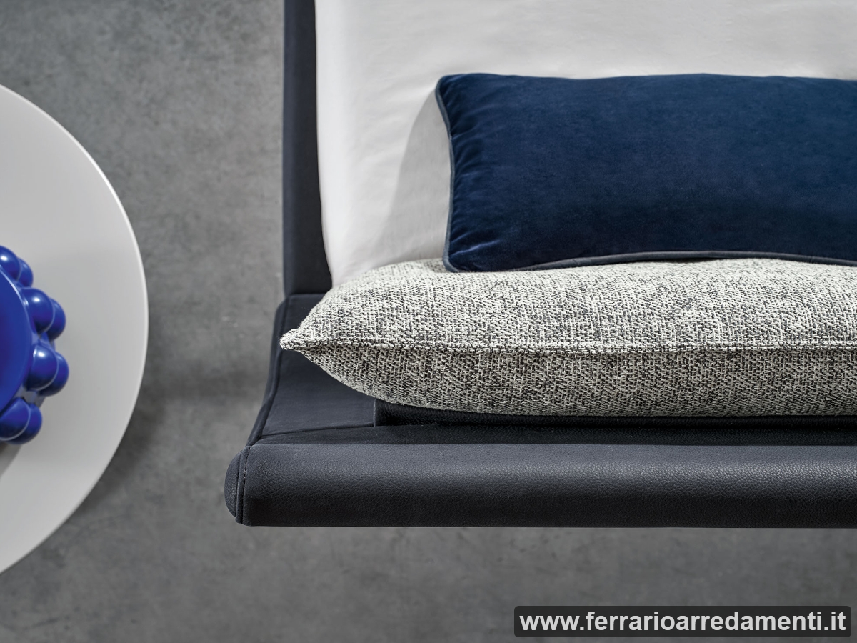 Letto Attico — Twils